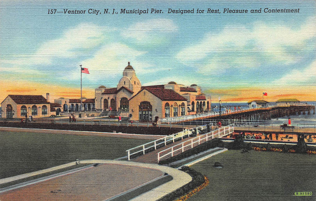 Municipal Pier, Ventnor City, New Jersey, Early Linen postcard, Unused
